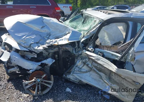 2013 BMW 328I xDrive from USA, damaged, VIN WBA3B5G57DNS03009